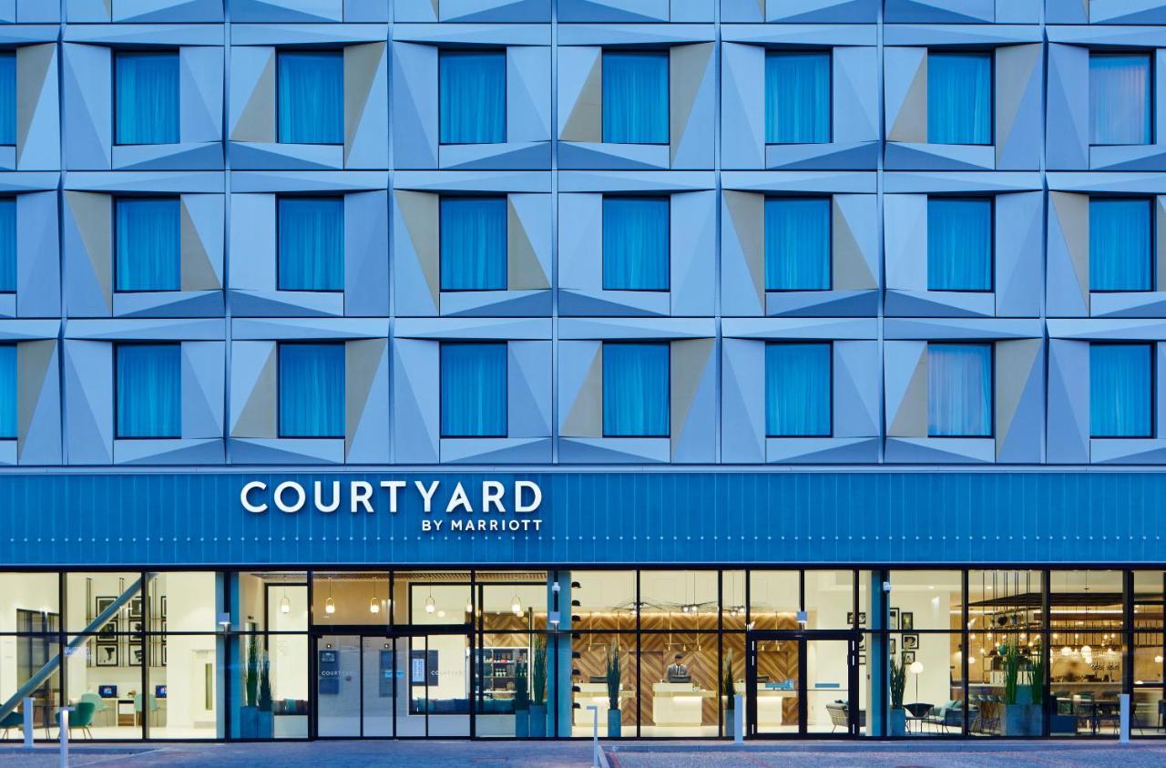 מלון Courtyard By Marriott Luton Airport מראה חיצוני תמונה